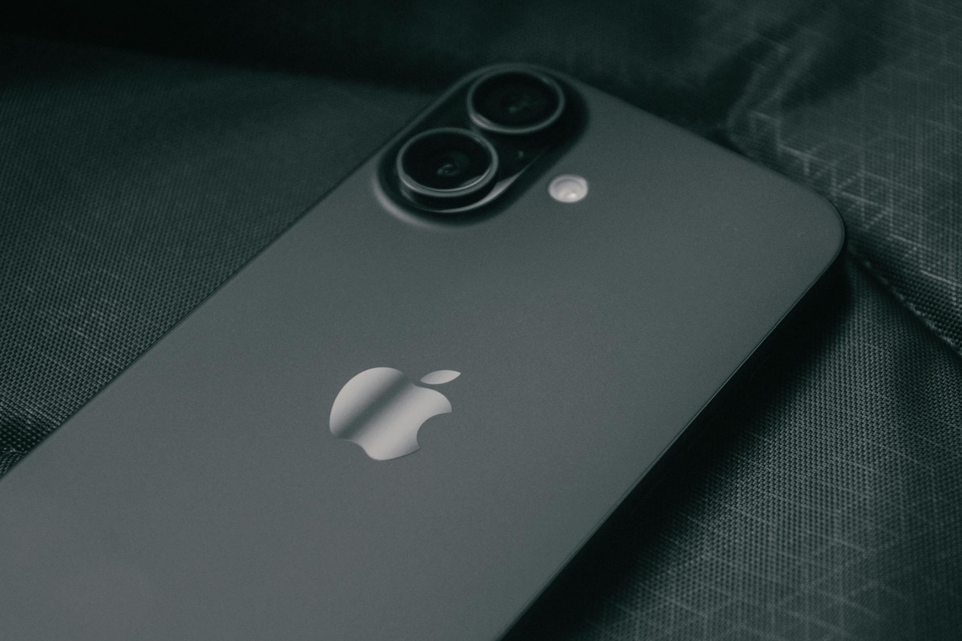 Iphone Packet iPhone 17e Review: Apple's Most Affordable Smartphone Gets Stunning ...